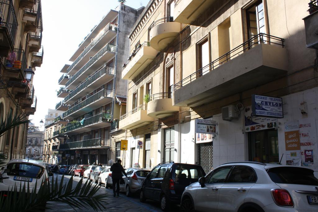 Domus Claudiae Apartamento Catania Exterior foto